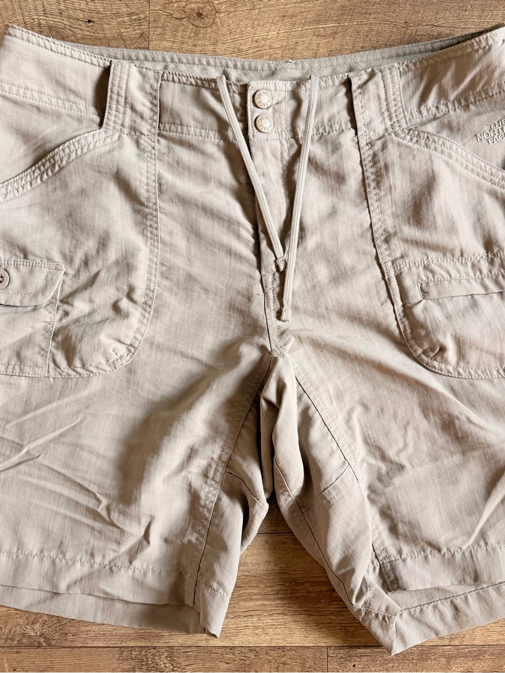 The North Face Horizon Mid-Rise Cargo Hiking Shorts - Khaki Tan
